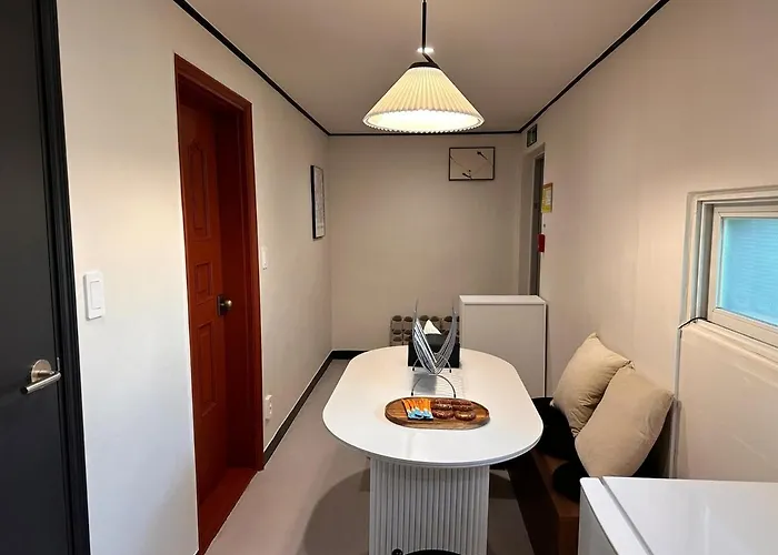 Dongmyo Market, Dongdaemun, Naksan Park 2 Restrooms 4 Queen Beds Free Luggage Storage ヴィラ *